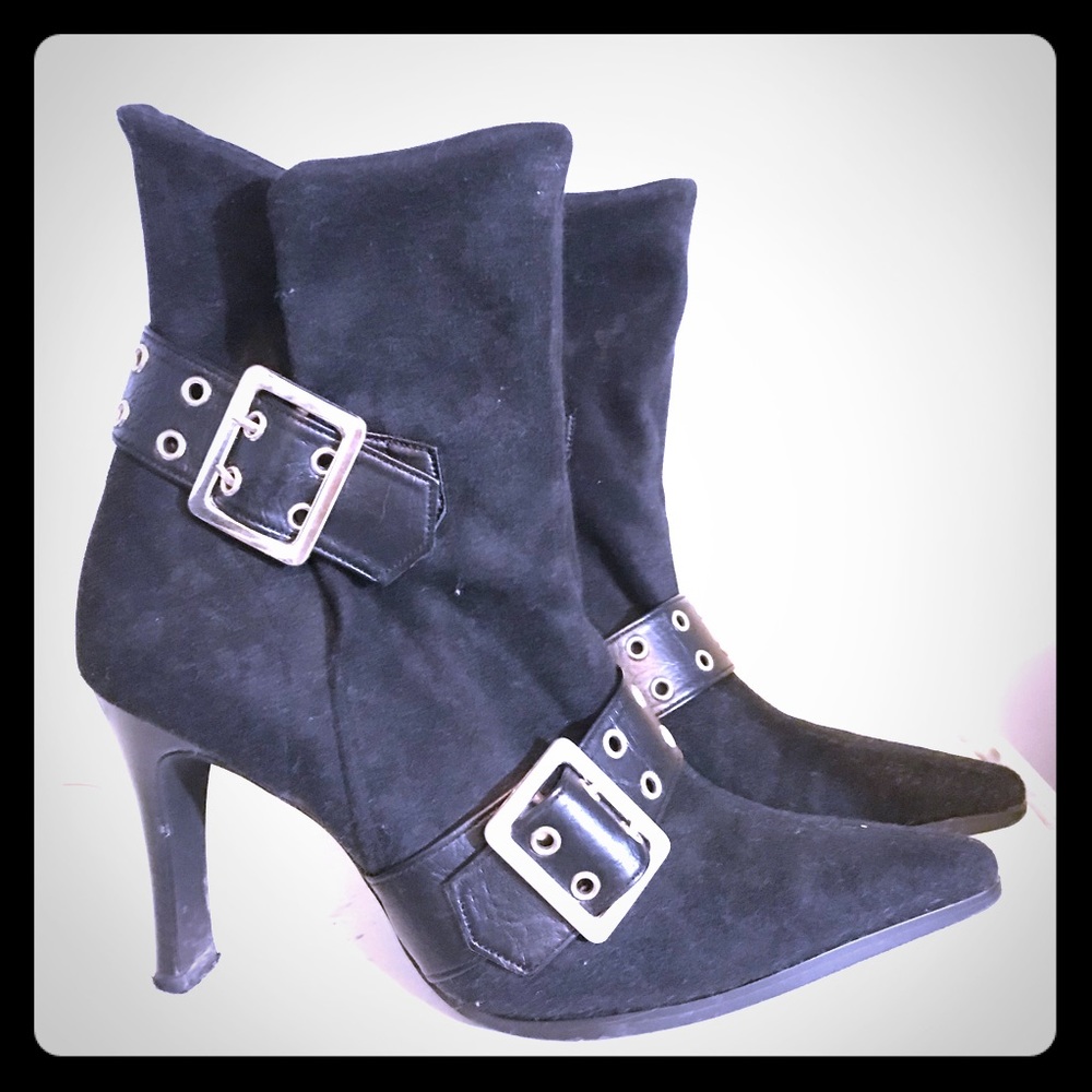 Two-ways Black Suede Ankle Boots